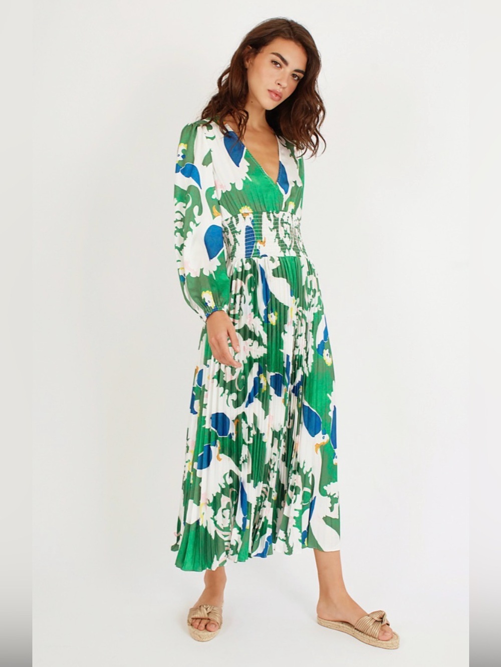Traffic People Green, White & Blue V-Neck Long Sleeve Floral Pleated Dress